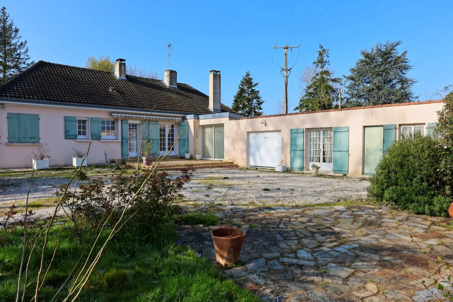 Maison et dépendances, Clisson, Passio Immo