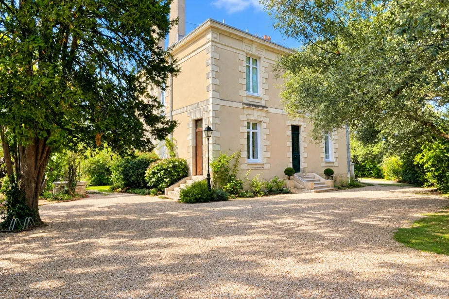 Propriété d'exception au coeur de Clisson, Clisson, Passio Immo