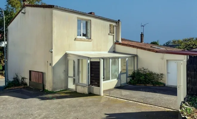 Maison 2 chambres et garage, Clisson, Passio Immo